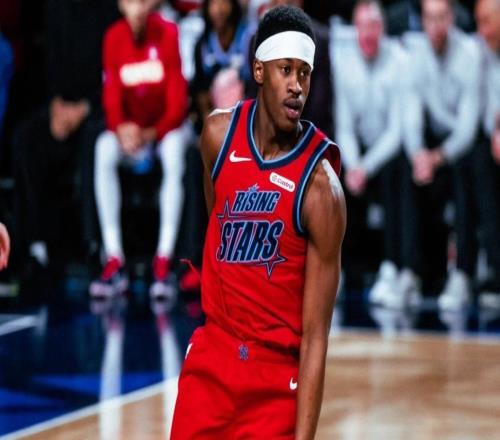 关键先生！埃奇库姆罚球绝杀安东尼队夺新秀赛冠军，并荣获MVP！