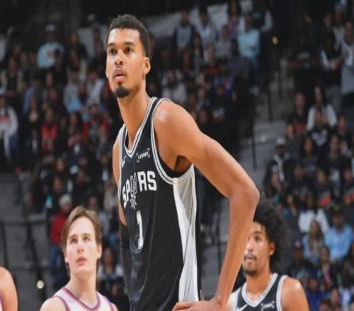 36+31+26！文班亚马出事了！