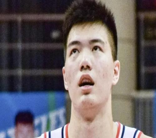 杜锋朱总5换1！弃王少杰陈国豪+2大天才+1000万，就为了个玻璃人
