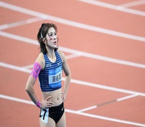吴艳妮：未夺冠有遗憾，我越挫越勇