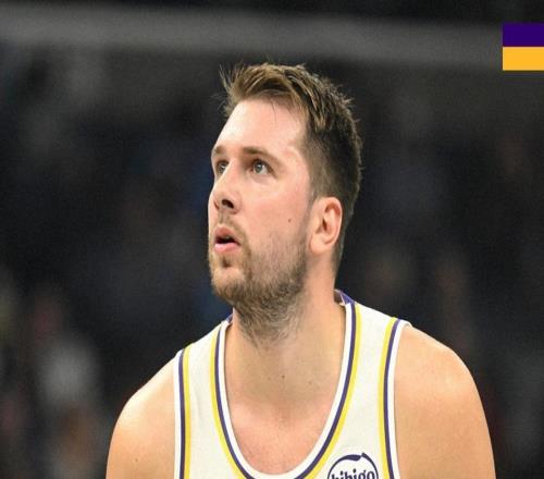 120114！湖人逆转送灰熊4连败，东契奇36+9+8，詹姆斯26分