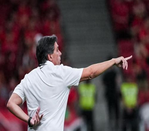 光头无缘最佳主帅拉莫斯值得！海港球迷：拿到星就行这奖无所谓