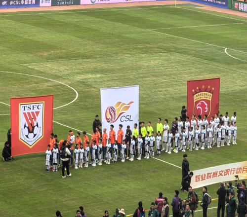 中超积分榜：海港或被抬上冠军领奖台，青岛海牛逃离降级区