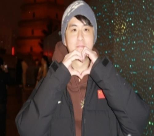 解说记得：小二提前祝家人们2026快乐新一年海克斯云顶把把天胡