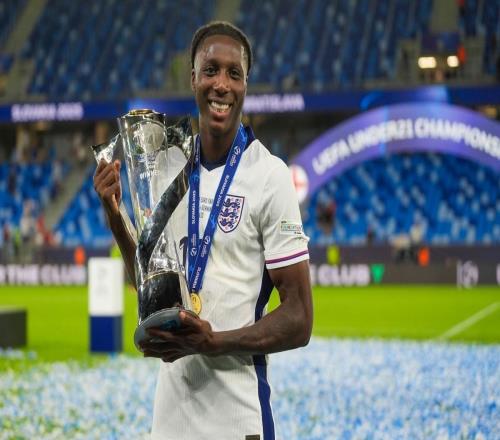 意媒：国米和尤文可能近期报价诺顿库菲，热那亚要价2000万