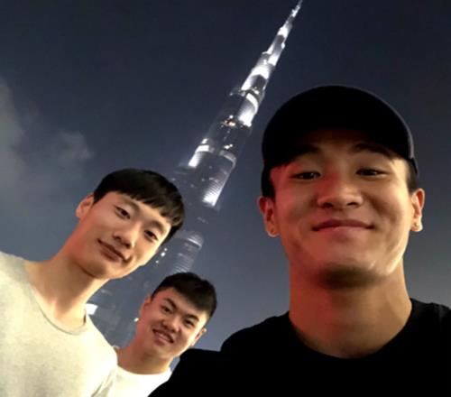 泰山新仇旧恨！金牌经纪人运作韦世豪唐诗叛逃，现约谈瓦科周定洋