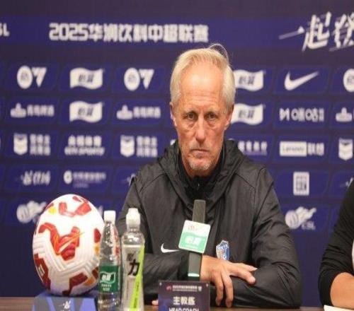 中超二十二轮：云南玉昆今晚主场迎战成都蓉城