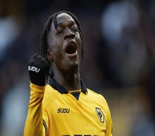 邮报：纽卡有意狼队18岁小将马内，狼队视他为非卖品