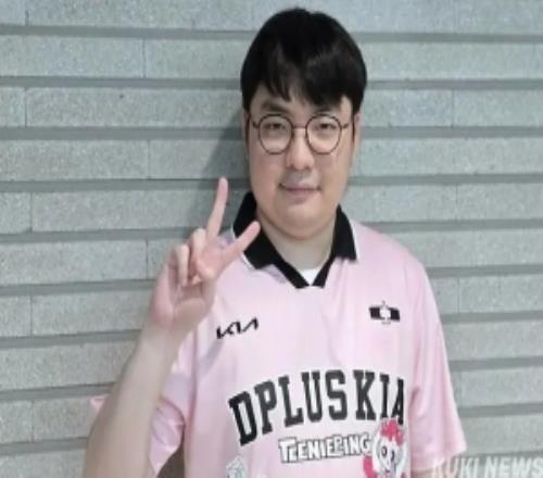BeryL：教练组正让打野主指挥，和传奇组相比节奏差距最明显