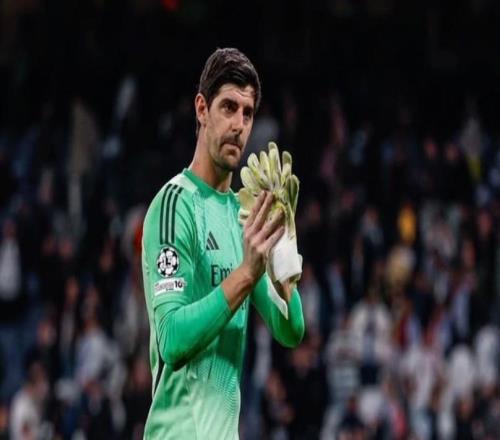 后场精准长传，库尔图瓦成为近7年首位欧冠16强送出助攻的门将