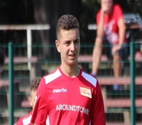 记者：巴萨明夏将会寻中锋，其对霍芬海姆的阿斯拉尼感兴趣