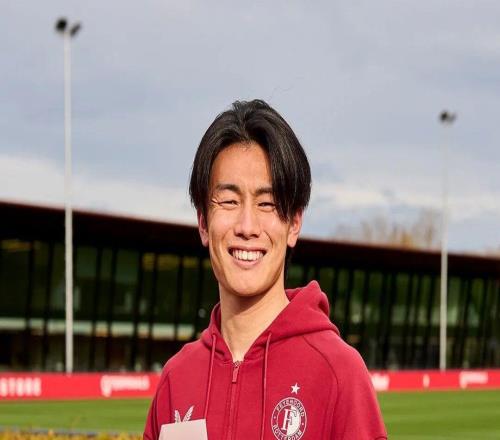 关注11轮13球，他能成为拿到欧洲主流联赛金靴的日本第一人吗