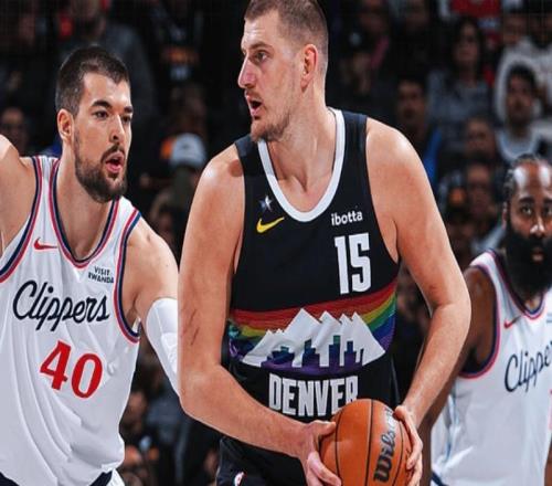 31分+56分+34分！历史首人！这就是他能拿5年2.7亿顶薪美金的原因