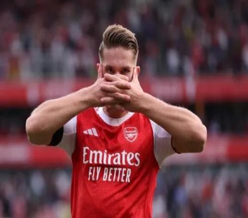 欧文：哲凯赖什是“虐菜型选手”，打硬仗是他的短板