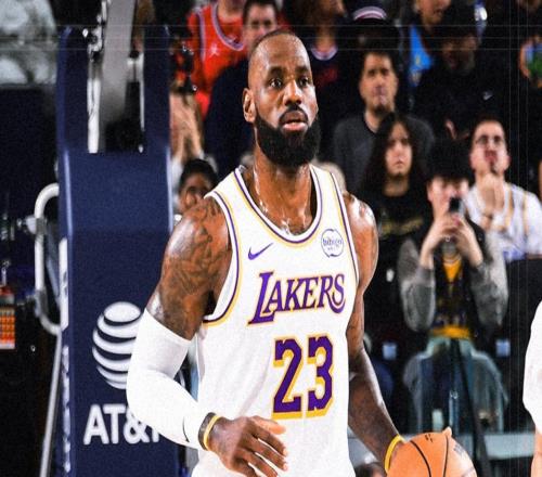 詹姆斯准三双，湖人惨败开拓者！杨瀚森3分钟1失误，湖人难守前六