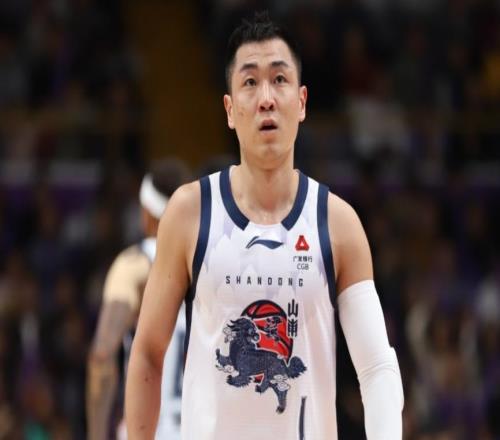 黎伊扬掏裆被驱逐！山东加时力克福建陶汉林19+10邹阳28+8