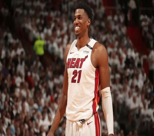 大外援来了！曝上海男篮引进NBA超级内线，联手王哲林冲击总冠军