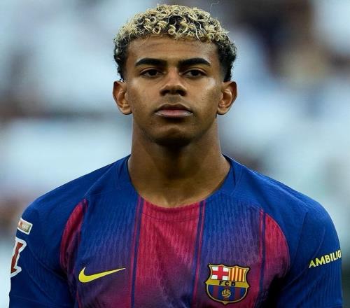 11月独造6球助巴萨反超皇马，亚马尔言论再引争议：我不想成梅西