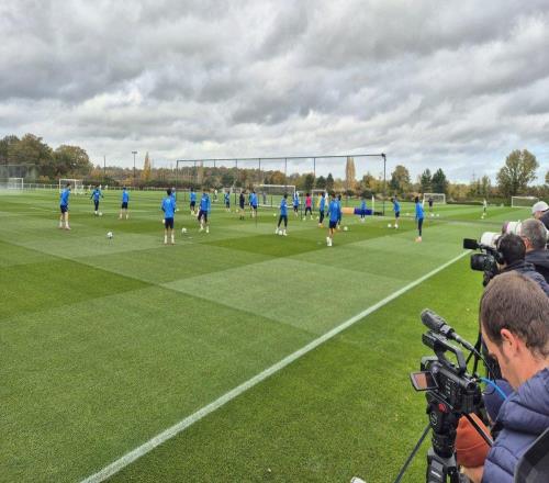 首席跟队：贝里瓦尔和斯彭斯都没有参加热刺今天的训练