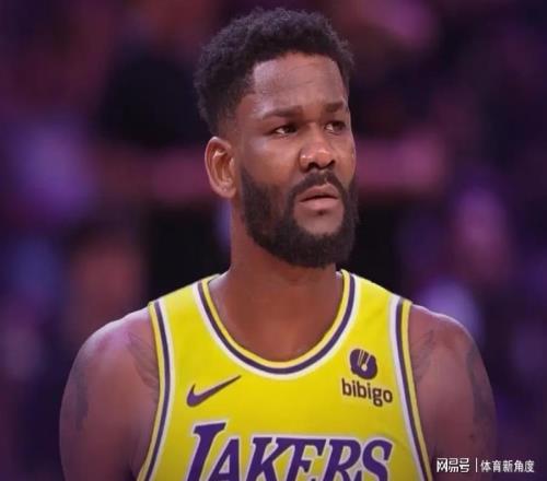 神啊！100%命中率，湖人神级操作