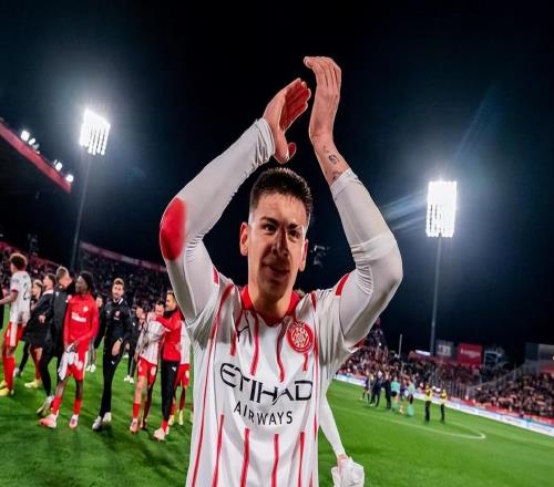 巴萨1比2赫罗纳让出榜首，亚马尔低效成输球主因，库巴西赛季首球