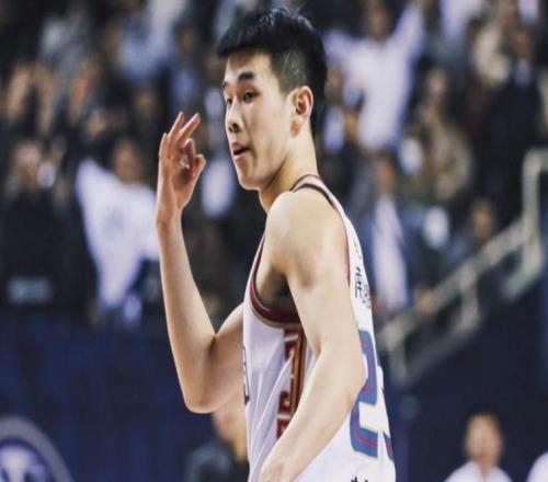 杨瀚森+林葳+王俊杰回归组男篮最强阵此人对郭士强才至关重要