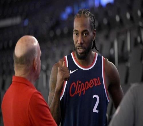 持久战！名记：NBA高层预计莱昂纳德的调查预计要持续到全明星后