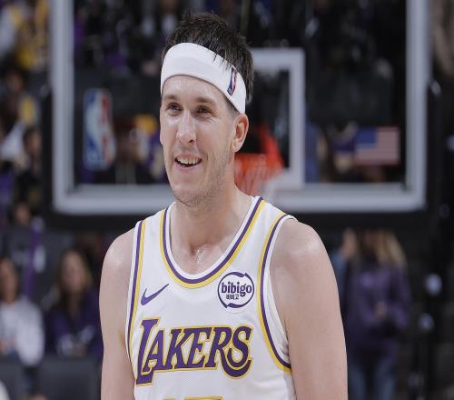 里夫斯：我7岁时就说我想去打NBA，这一切都是命中注定的