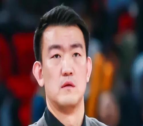 CBA疯狂24小时！北京广东广厦山东全被爆冷，巨人杀手再显神威